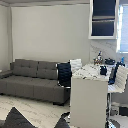 Escape * 新马尔马拉斯